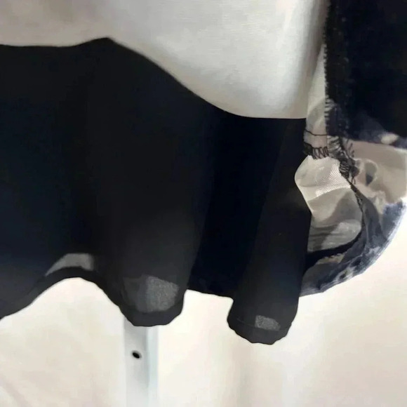 French Connection Size 0 Floral Velvet Like Mini Sheath Dress - Picture 9 of 12